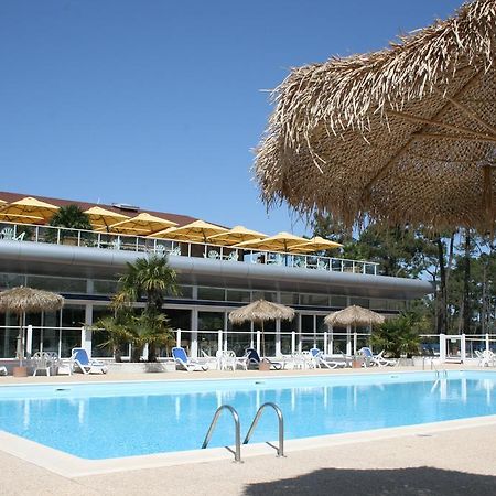 Azureva Ronce Les Bains Hotell Exteriör bild