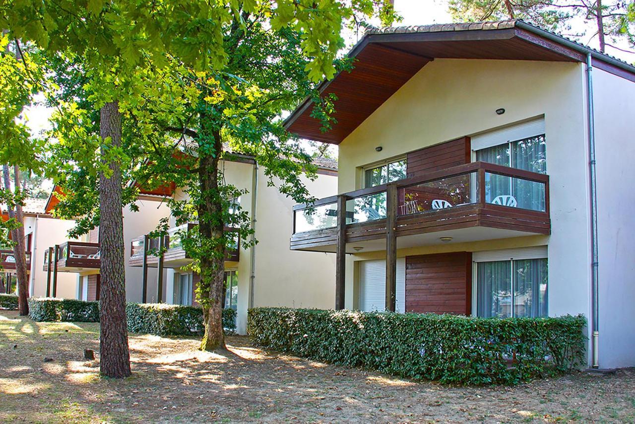 Azureva Ronce Les Bains Hotell Exteriör bild