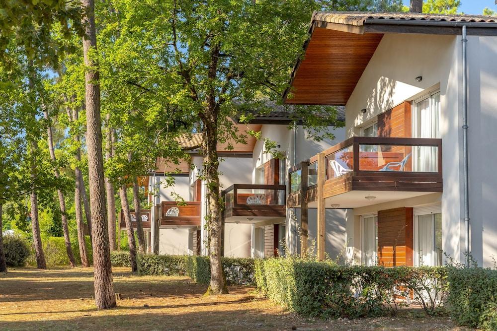 Azureva Ronce Les Bains Hotell Exteriör bild