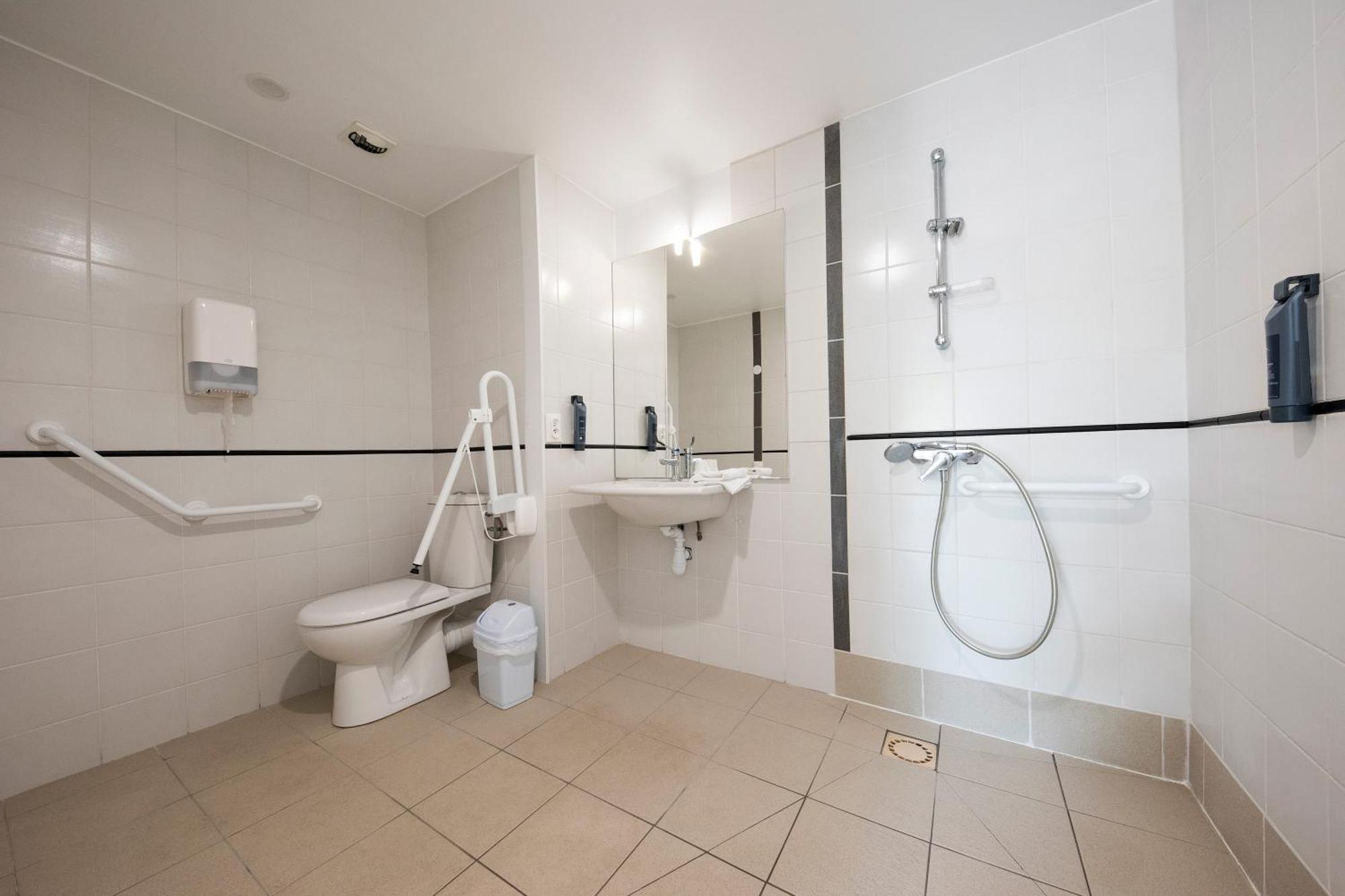 Azureva Ronce Les Bains Hotell Exteriör bild