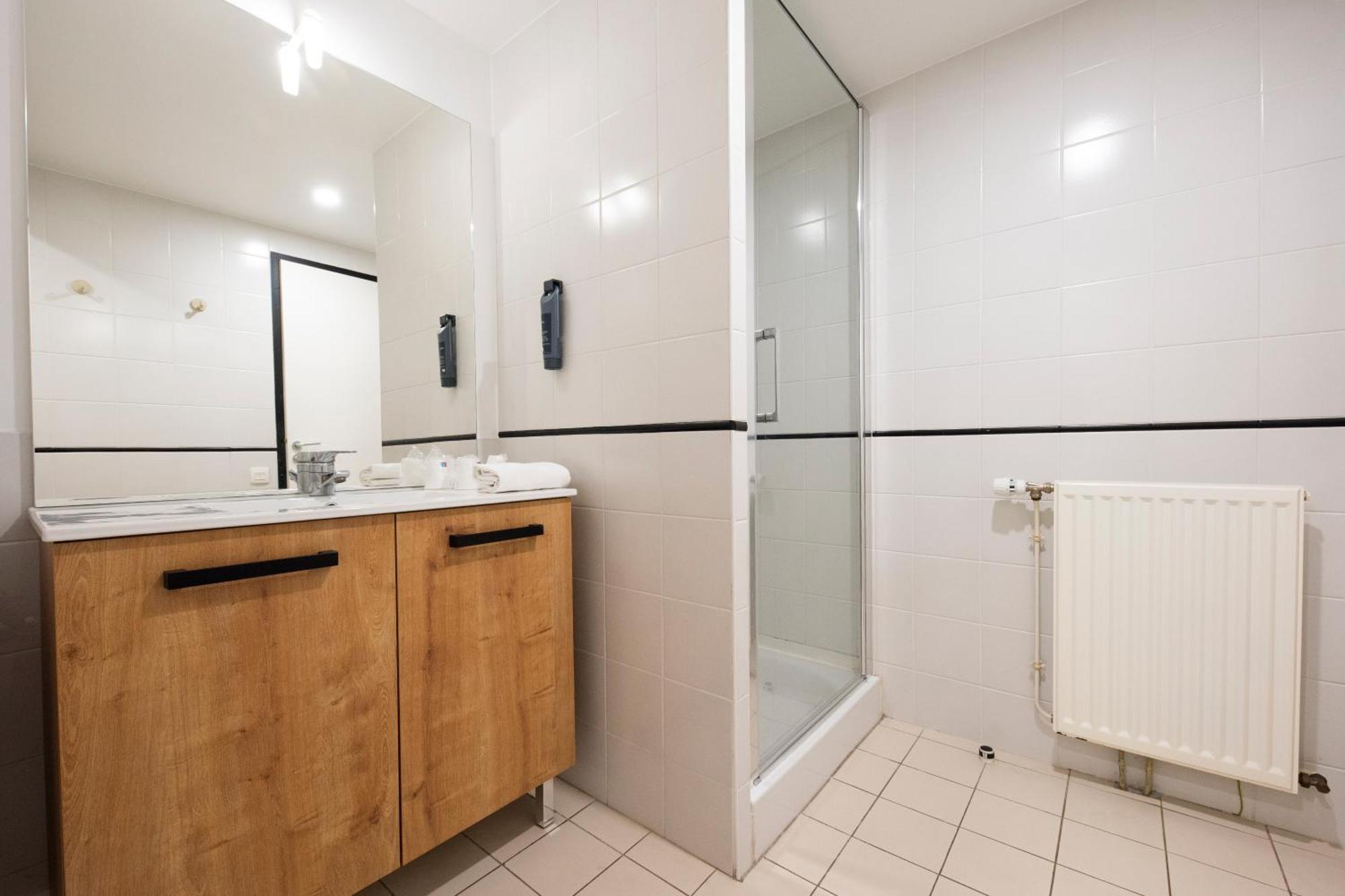 Azureva Ronce Les Bains Hotell Exteriör bild